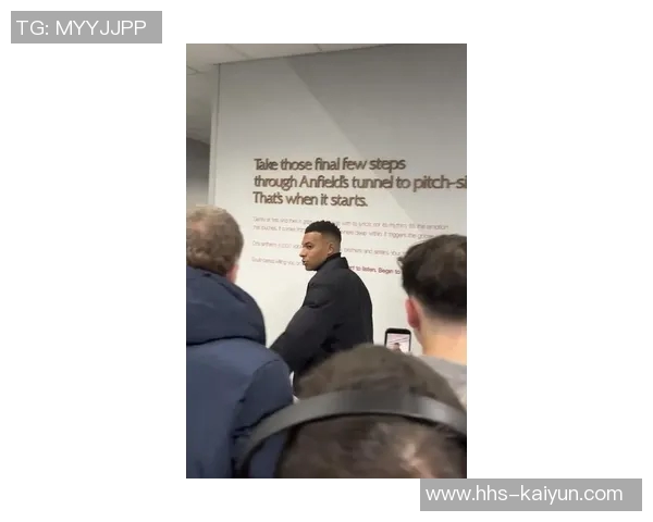 今晚会上吗?记者:姆巴佩赛前没和其他替补球员一起热身 今晚会上吗?记者:姆巴佩赛前没和其他替补球员一起热身