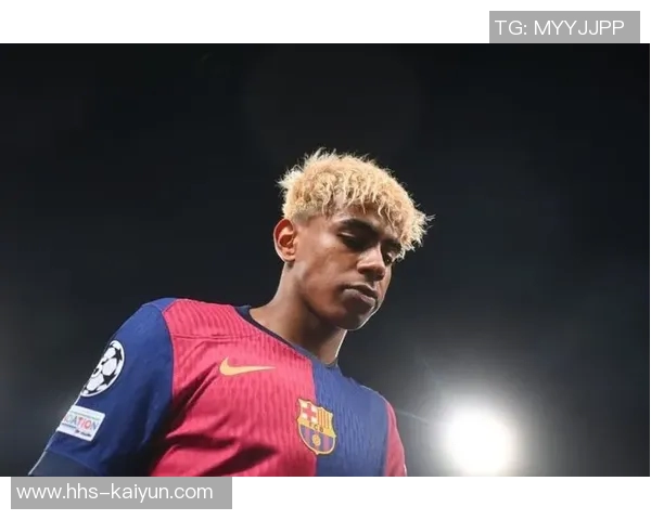 弗里克:亚马尔被换下后不高兴?很多球员都这样 弗里克:亚马尔被换下后不高兴?很多球员都这样